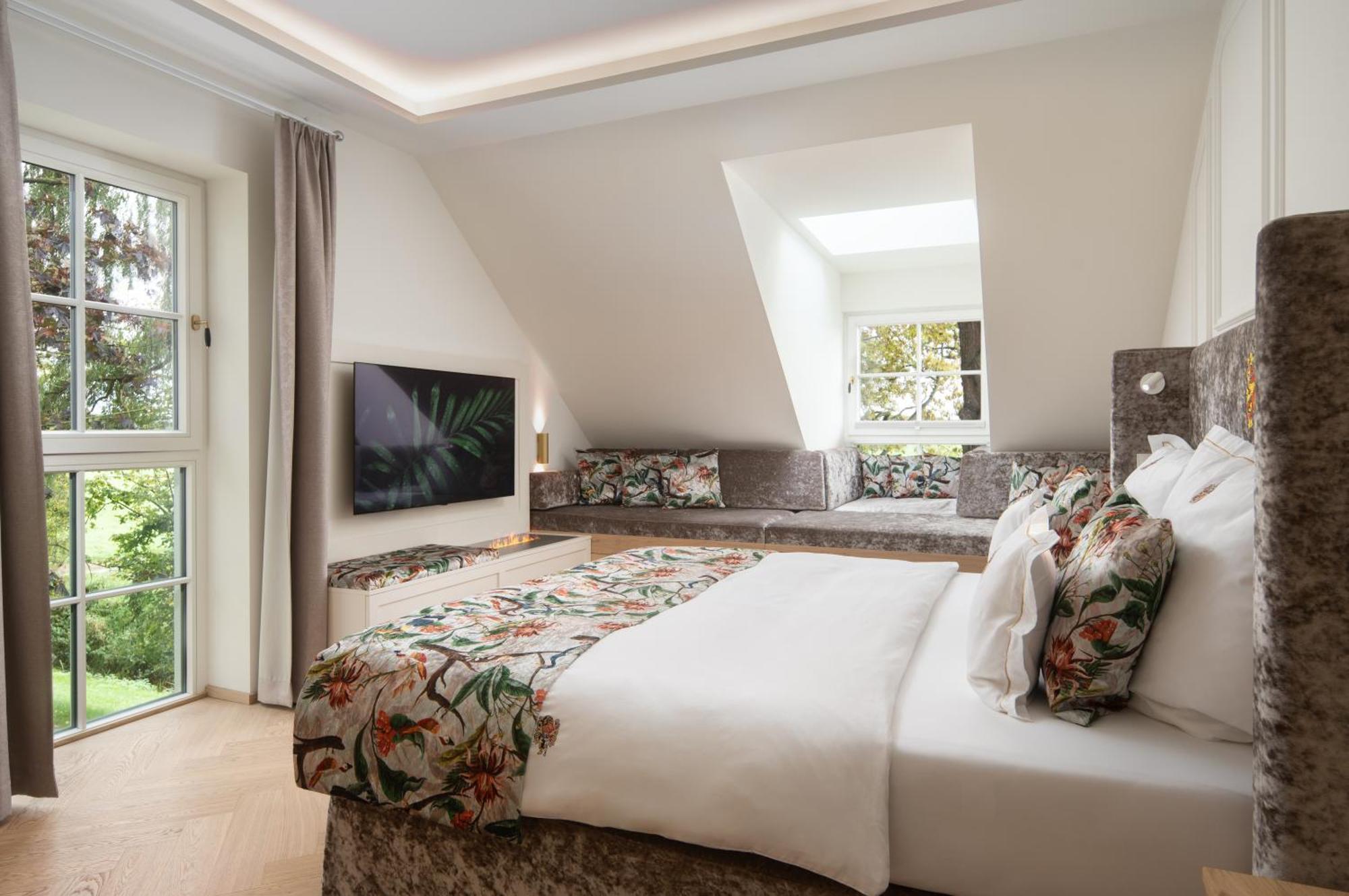 Schlossresidenz - Boutique Apartments & Hotel Suiten Schloss Ricklingen Bagian luar foto